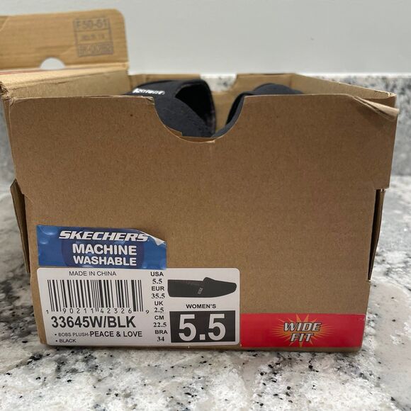 New NIB Skechers BOBS Black Peace & Love Womens's Size 5.5 Canvas Shoes Wide - Picture 8 of 10